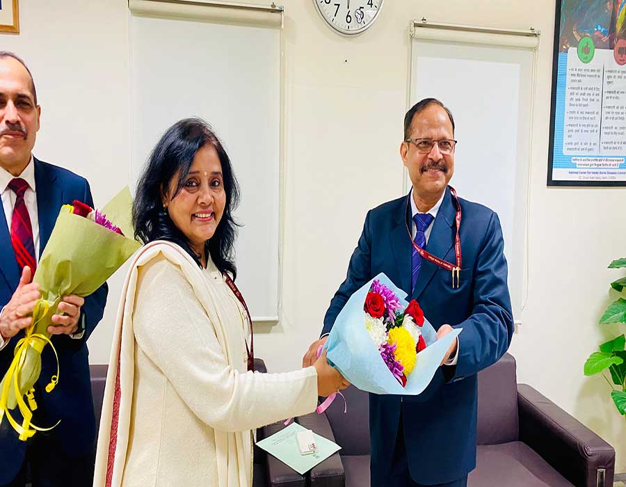 Dignitaries Ms. L.S. Changsan, Additional Secretary & MD (NHM), Smt. Roli Singh, Additional Secretary, MoHFW and Sh. Rajiv Manjhi, Joint Secretary, MoHFW, Dr Atul Kotwal, ED, NHSRC visited    NCVBDC and  reviewed the various activities with Dr Tanu Jain, Director, and other senior officers of NCVBDC.